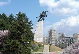 تمثال تشوليما في كوريا الاشتراكية