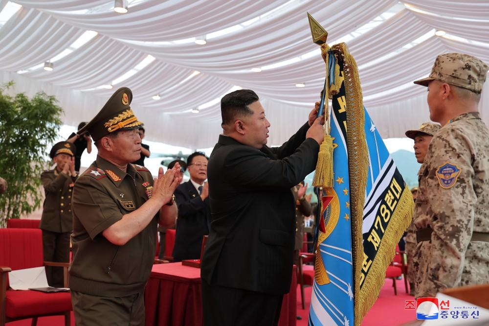 Respected Comrade Kim Jong Un Pays Congratulatory 